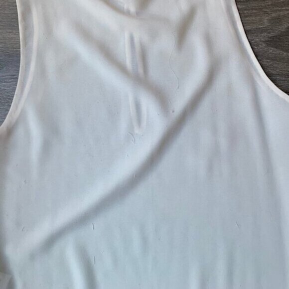 Aritzia Babaton Women's Blouse Sleeveless Tank Top Cut out front Cream Size XS - Picture 8 of 15